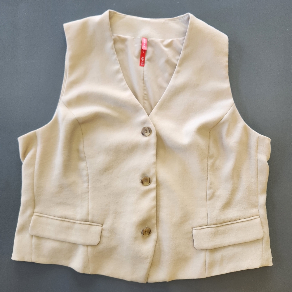 Spanx Crepe Vest Womens XL Tailored 3-Button Capsule Classic Office Parchment